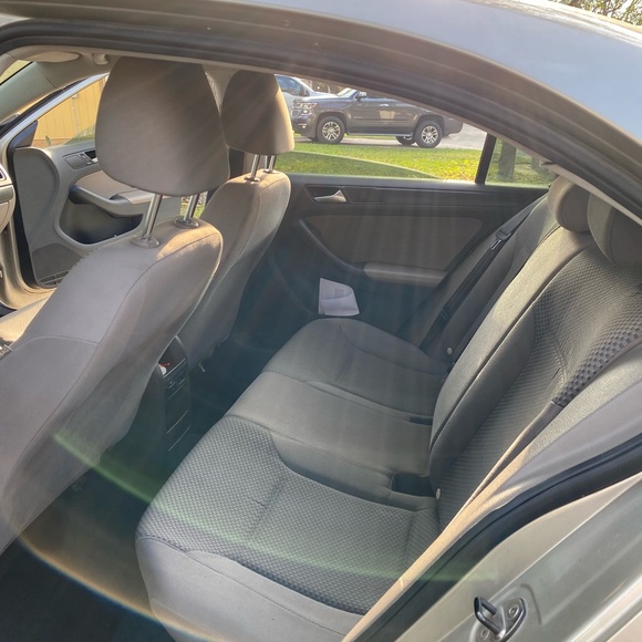 2014 Volkswagen Jetta - Picture 5 of 8